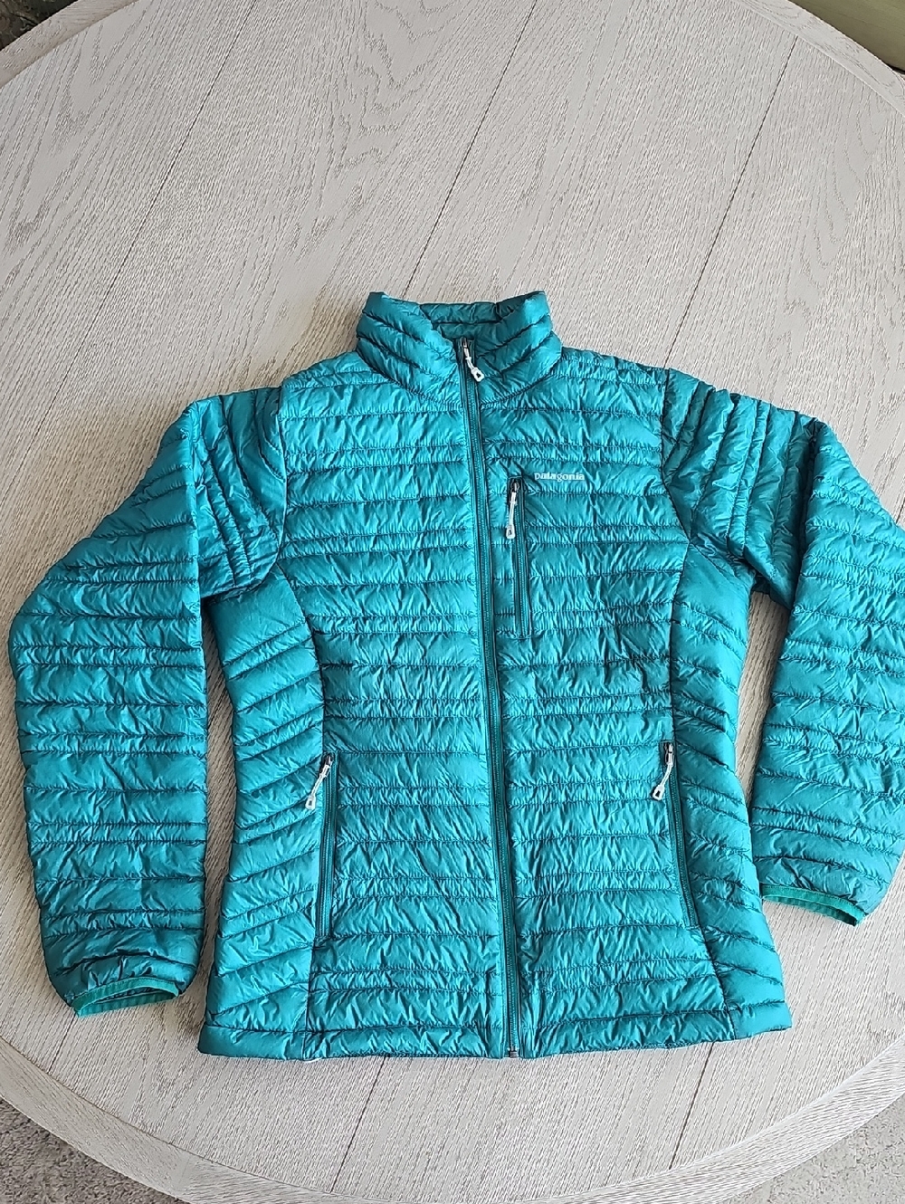 Patagonia Women’s Teal Quilted Lightweight Puffer Jacket